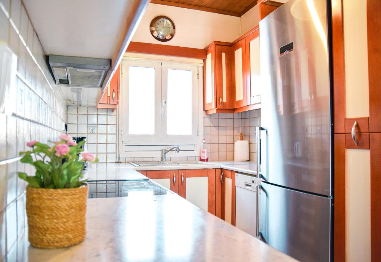 Spacious & Bright Flat With Balcony Λαύριο Εξωτερικό φωτογραφία